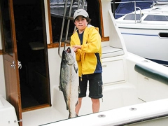 bites-on-salmon-fishing-charters-vancouver-packages-02-768x576.jpg