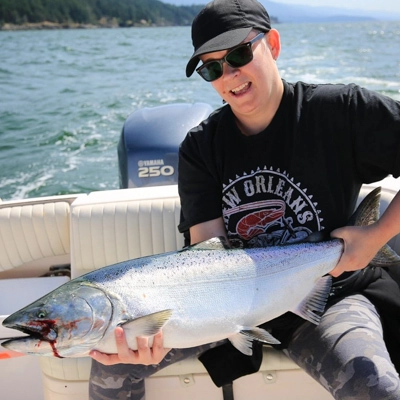 bites-on-vancouver-salmon-fishing-charter-chinook.jpg